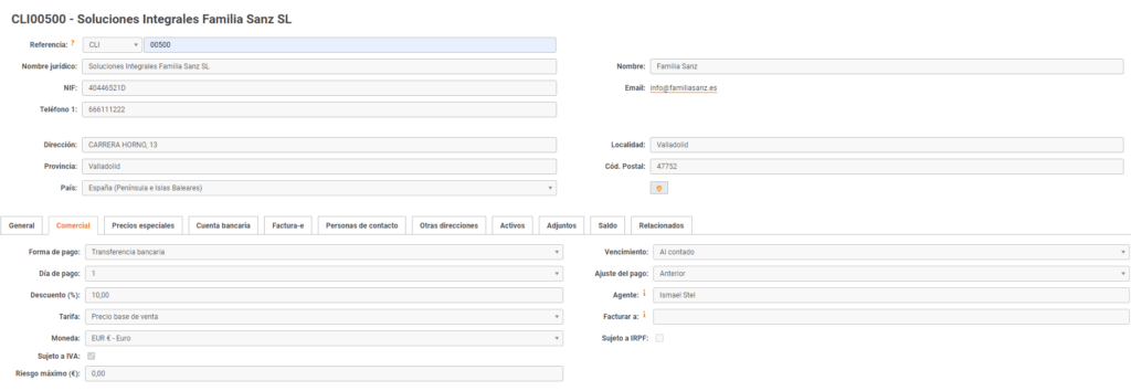 sample customer file with commercial data